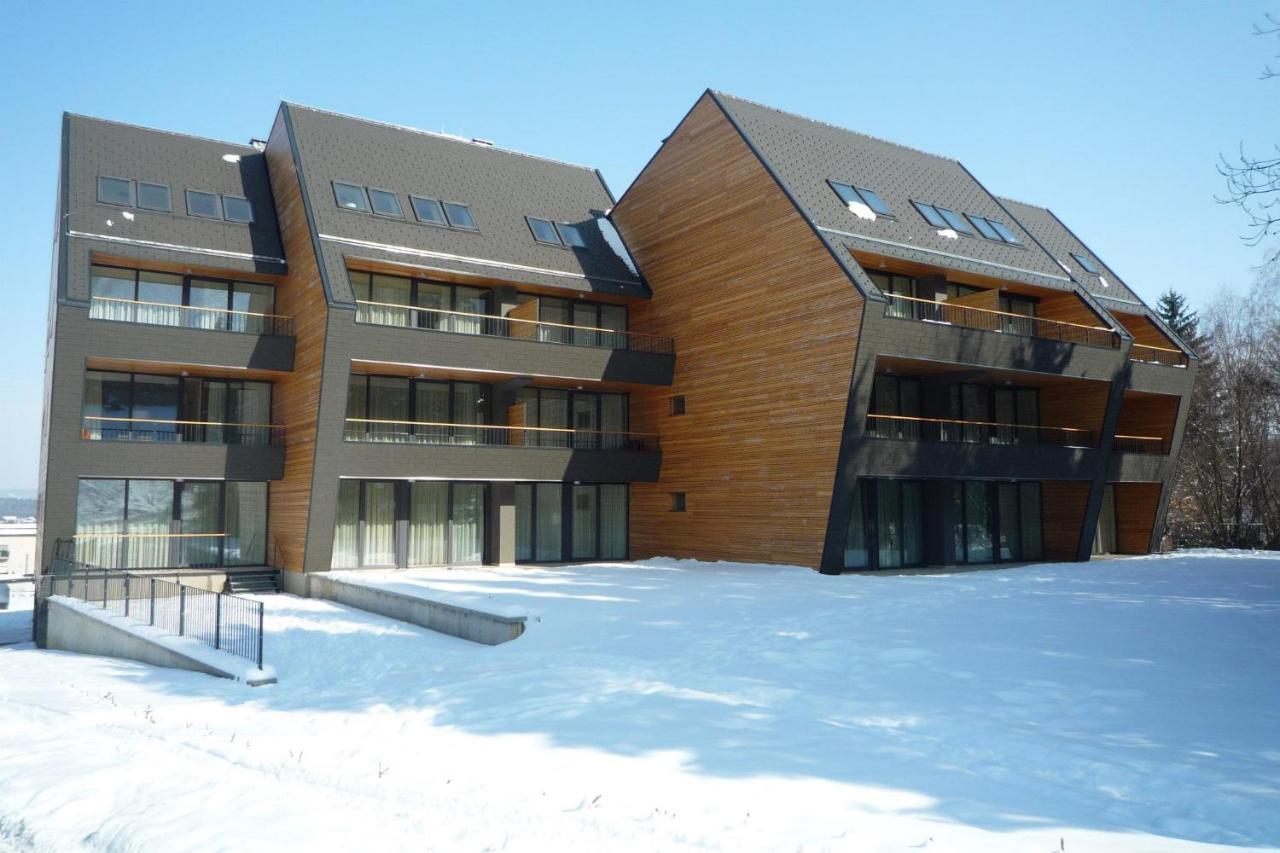Pohorje Fox Duplex Apartment マリボル エクステリア 写真
