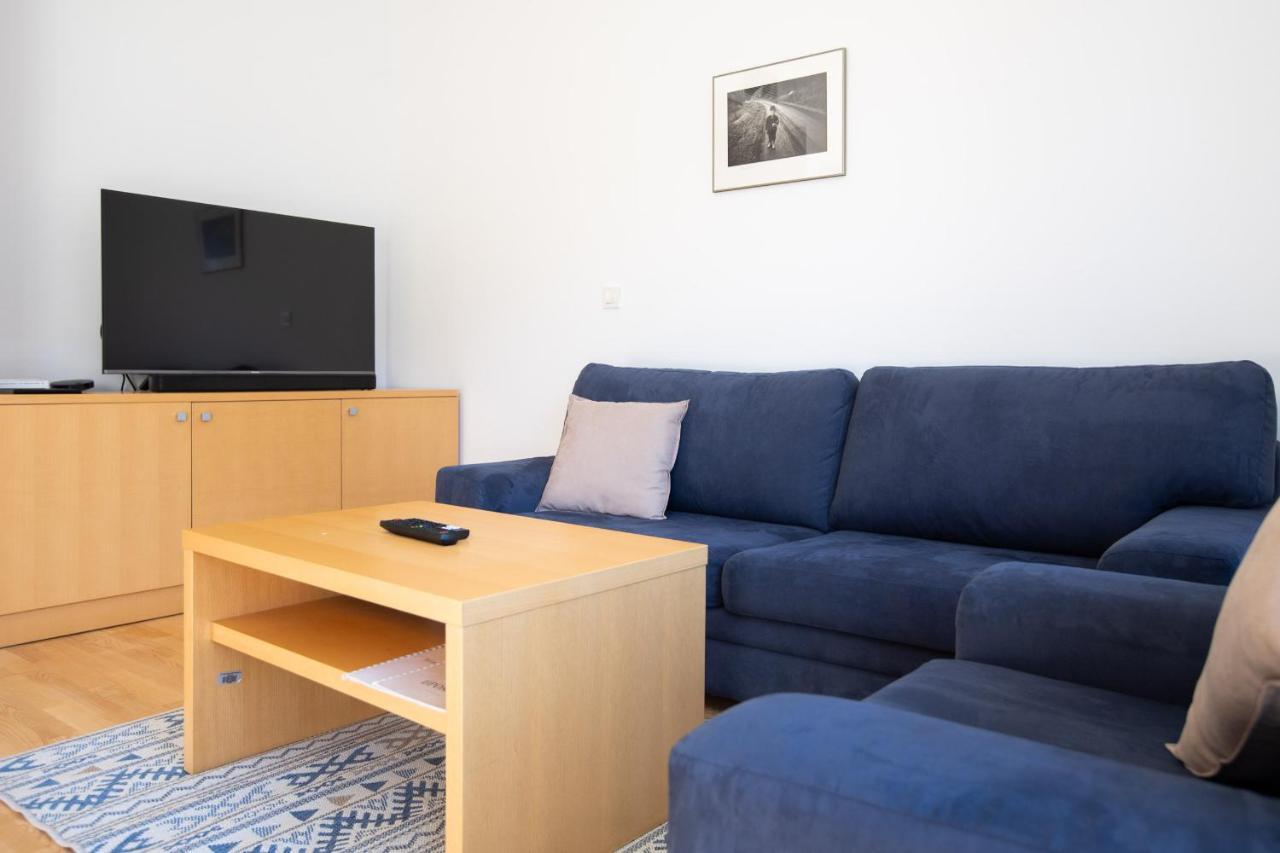 Pohorje Fox Duplex Apartment マリボル エクステリア 写真