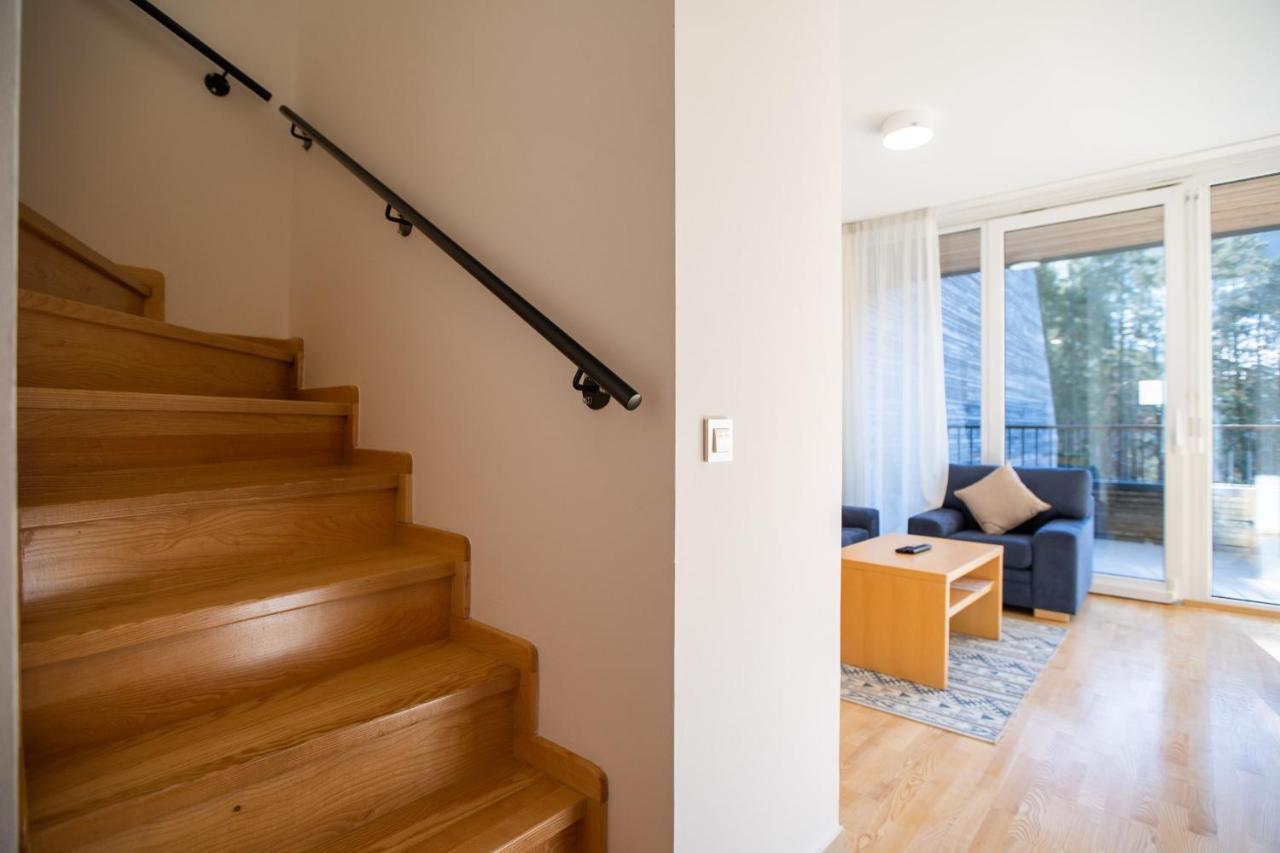 Pohorje Fox Duplex Apartment マリボル エクステリア 写真